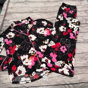 Room Service Floral Pajama Set in Black with Pink Flowers NWOT Size XL